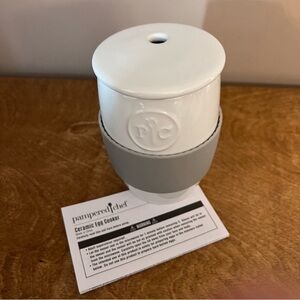 Pampered Chef Ceramic Egg Cooker G7